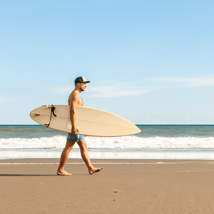 8 consejos para conseguir el bronceado perfecto - BOXSR - rutinas de cosmética masculina natural premium, cuidado personal para hombres, kit cuidado facial antiarrugas, antiojeras y crema cara hombre con vitamina C y acido hialuronico